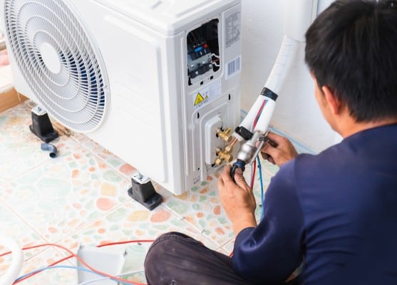 AC repair services in Simi Valley, CA by Top AC Inc